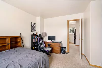 2052 Glenmoor Dr, Fort Collins, CO 80521 - Photo 10