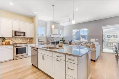 874 Quarry Cir, Erie, CO 80516 - Photo 8