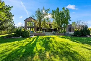 8414 Firethorn Ct, Niwot, CO 80503 - Photo 2