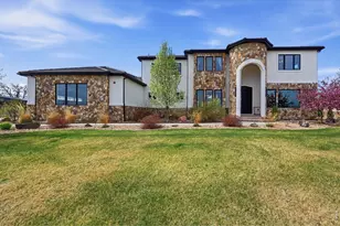 8680 Summerlin Pl, Longmont, CO 80503 - Photo 2