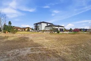 8680 Summerlin Pl, Longmont, CO 80503 - Photo 6