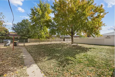 1208 Juniper St, Longmont, CO 80501 - Photo 14