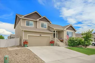 852 Sunlight Peak Dr, Severance, CO 80550 - Photo 2