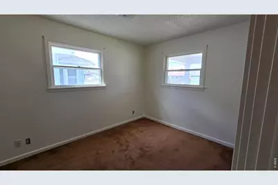 215 Platte St, Sterling, CO 80751 - Photo 4