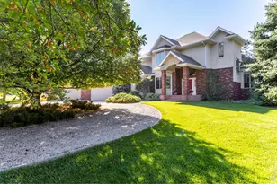525 Linden View Dr, Fort Collins, CO 80524 - Photo 8