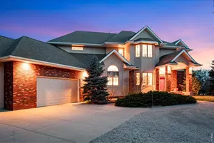525 Linden View Dr, Fort Collins, CO 80524 - Photo 2