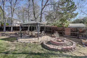 582 Highland Dr, Longmont, CO 80504 - Photo 6