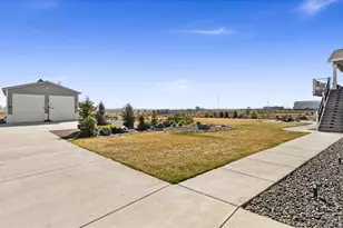5042 Prairie Lark Ln, Severance, CO 80615 - Photo 40