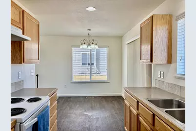 3119 Swan Point Dr, Evans, CO 80620 - Photo 6