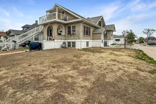 602 Broadway St, Sterling, CO 80751 - Photo 2