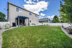 2506 Lynnhaven Ln, Fort Collins, CO 80524 - Photo 30