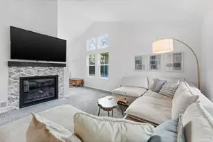 911 Cleveland Ct, Louisville, CO 80027 - Photo 4