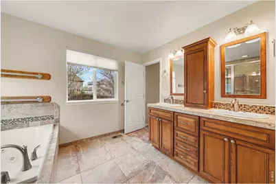 6827 Montserrat Dr, Fort Collins, CO 80525 - Photo 12