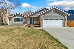 4124 Sunstone Dr, Fort Collins, CO 80525 - Photo 2