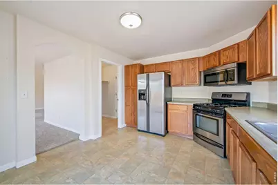 426 Heritage Ln, Johnstown, CO 80534 - Photo 12