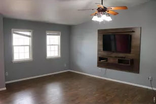 1005 Glacier Ct, Windsor, CO 80550 - Photo 4