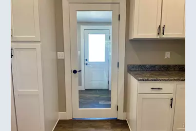 304 S High School Ave, Holyoke, CO 80734 - Photo 10