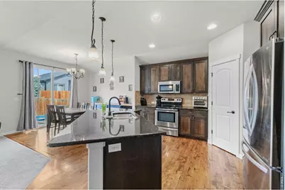 446 Heritage Ln, Johnstown, CO 80534 - Photo 6