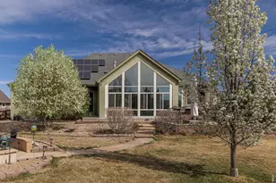 7464 Whirlaway Ln, Longmont, CO 80503 - Photo 2