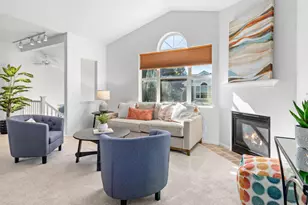 640 Gooseberry Dr, Longmont, CO 80503 - Photo 2