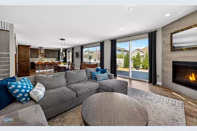 5002 Maxwell Ave, Longmont, CO 80503 - Photo 8