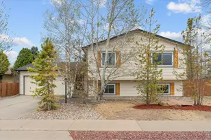 3954 Caddoa Dr, Loveland, CO 80538 - Photo 2