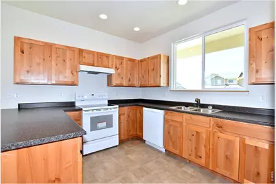 2376 Juno Ln, Johnstown, CO 80534 - Photo 16