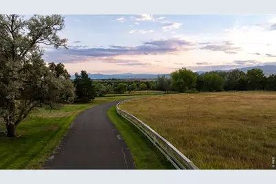 7007 Rozena Dr, Longmont, CO 80503 - Photo 6
