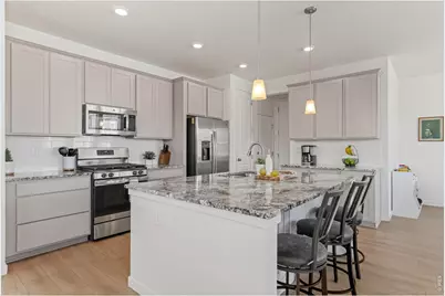 17914 Galapagos St, Broomfield, CO 80023 - Photo 6