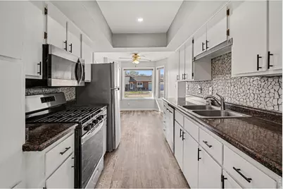 915 White Elm Dr, Loveland, CO 80538 - Photo 10