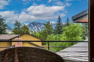 2575 Briarwood Dr, Boulder, CO 80305 - Photo 22