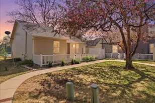 2060 Stoney Hill Ct, Fort Collins, CO 80525 - Photo 2