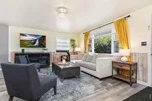 1064 E 1st St, Loveland, CO 80537 - Photo 6