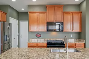 2316 Calais Dr, Longmont, CO 80504 - Photo 8
