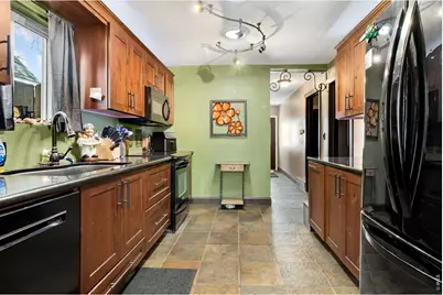 506 E 1st St, Loveland, CO 80537 - Photo 6