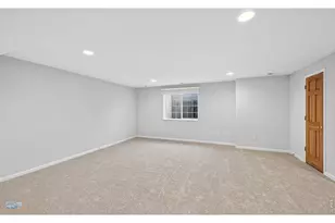 1333 Charles Dr, Longmont, CO 80503 - Photo 20