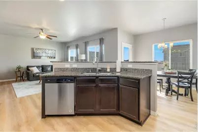 5989 Clarence Dr, Windsor, CO 80550 - Photo 8