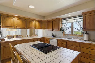 3363 Crest Dr, Loveland, CO 80537 - Photo 12