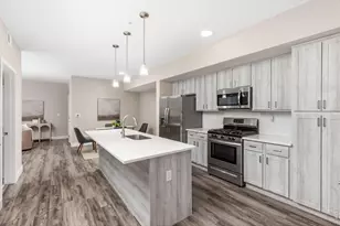 310 S Cherrywood Dr, Lafayette, CO 80026 - Photo 2