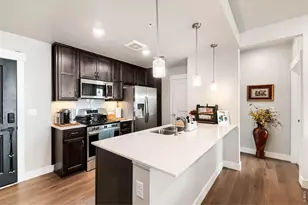 285 High Point Dr, Longmont, CO 80504 - Photo 4