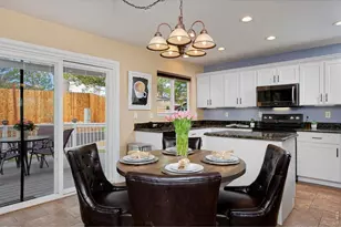 1209 Button Rock Dr, Longmont, CO 80504 - Photo 10