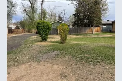 543 W 9th St, Loveland, CO 80537 - Photo 18