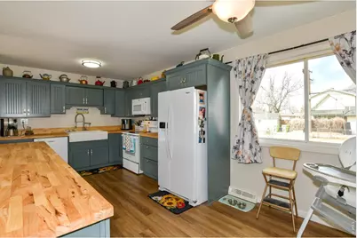 207 3rd St, Kersey, CO 80644 - Photo 10