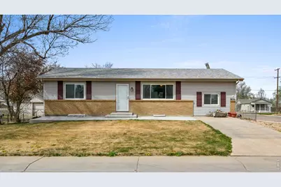 207 3rd St, Kersey, CO 80644 - Photo 2