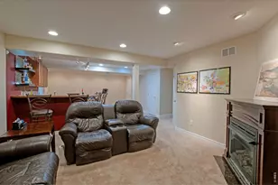 615 Americana Rd, Longmont, CO 80504 - Photo 32