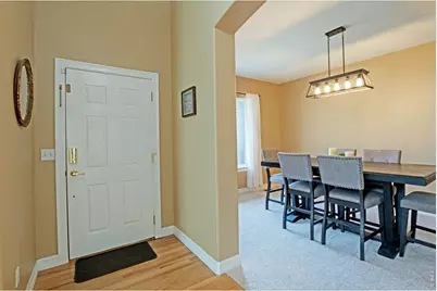 615 Americana Rd, Longmont, CO 80504 - Photo 4