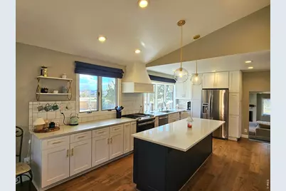 18004 Willow Dr, Sterling, CO 80751 - Photo 8