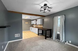 512 Cleveland St, Sterling, CO 80751 - Photo 2