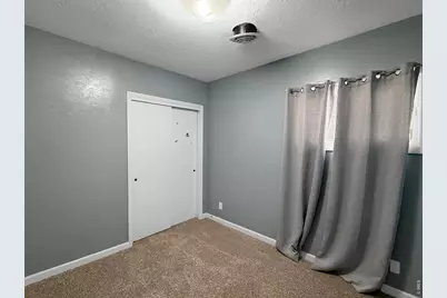512 Cleveland St, Sterling, CO 80751 - Photo 8