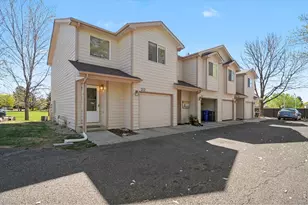 312 Dean Ct, Loveland, CO 80537 - Photo 4